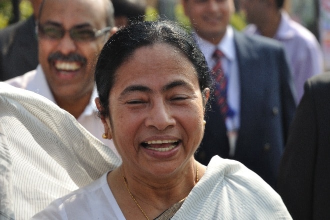 mamata banerjee, yeddyurappa resignation, karnataka election chronology, bjp, h d deve gowda, h d kumaraswamy, congress, congress jd(s) coalition, karnataka floor test, trinamool congress, karnataka chief minister, regional front