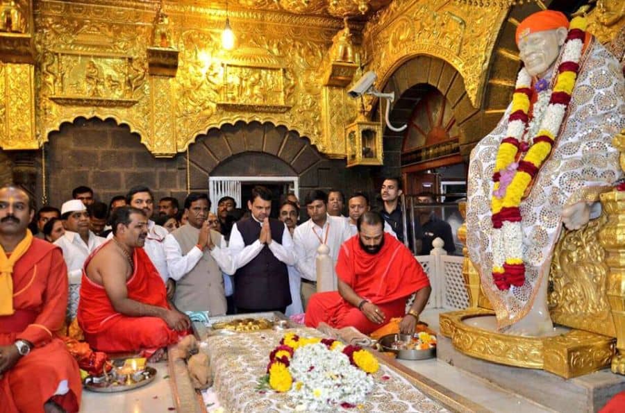 Shirdi Temple, Devendra Fadnavis
