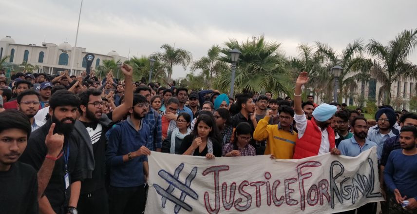 RGNUL protest